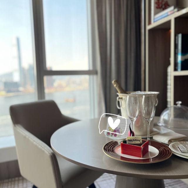 Four Season Hotel ｜Hong Kong