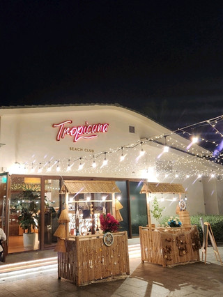 ❣️Tropicana Beach Club, tempat makan populer di Nha Trang Mövenpick Resort❣️