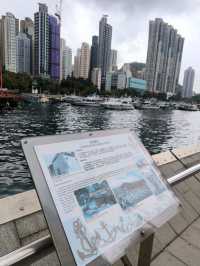 【南區海濱長廊】是一條既輕鬆又有靚靚避風塘景包圍住的小徑