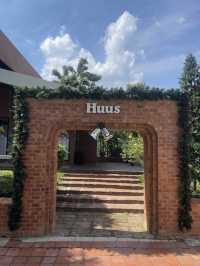 Huus Plate Cafe 🍞