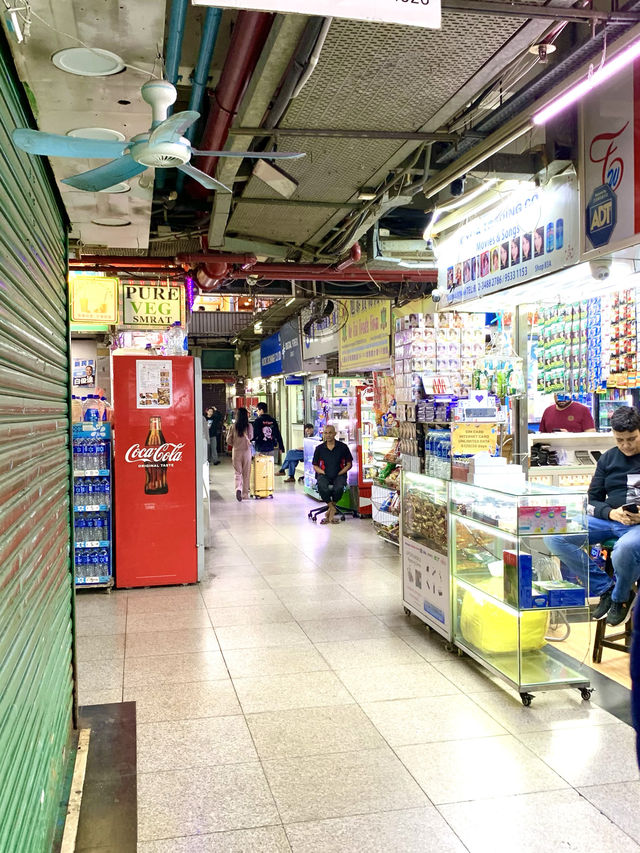 香港　香港観光　香港では絶対に外せない観光スポット重慶大厦に行ってきたぞ！