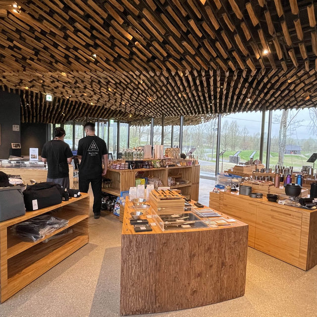 露營界的愛馬仕 Snow Peak 新瀉總部 Glamping 