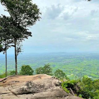 Chom Tawan Cliff