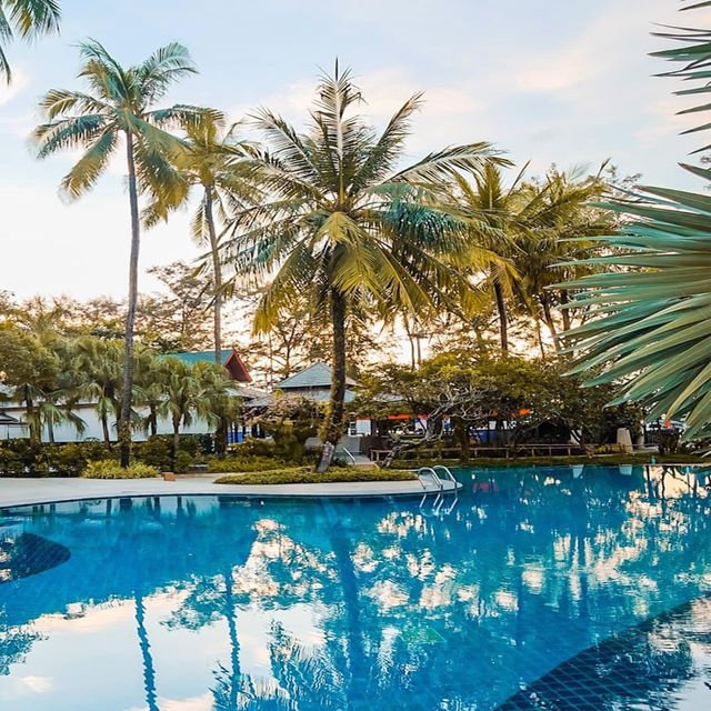 Holiday Inn resort phuket.