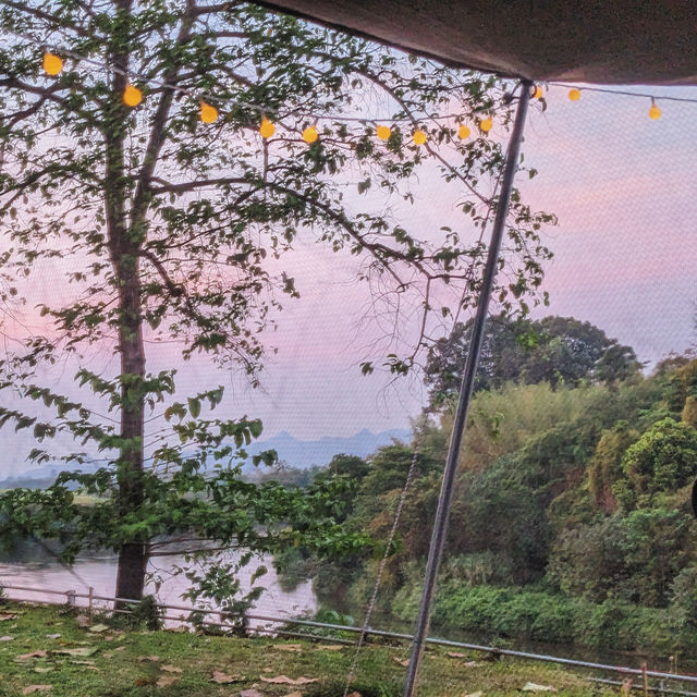 Rabbit Campsite - ลานกางเต็นท์กระต่ายกินเนื้อ