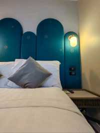 Strategic Location Benjarong Hotel Bangkok