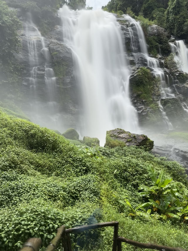 น้ำตกวชิรธาร | เชียงใหม่ ⛰️🌧️🪨💦🌿