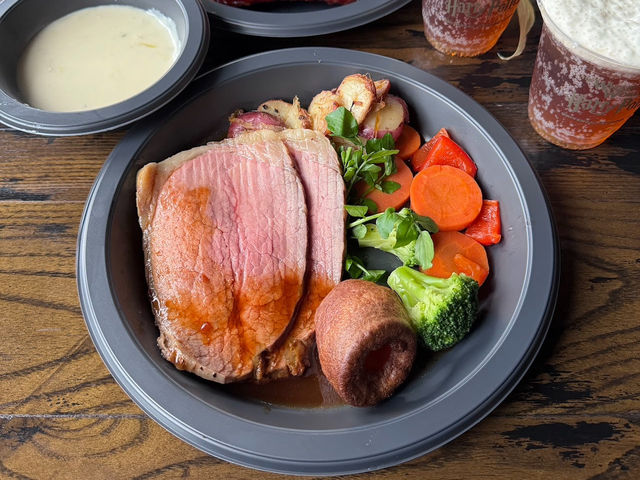 Three Broomsticks ร้านอาหารโซนแฮร์รี่ พอตเตอร์ 