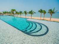 โรงแรมหรูติดชายหาดวิวสระว่ายน้ำปังมาก