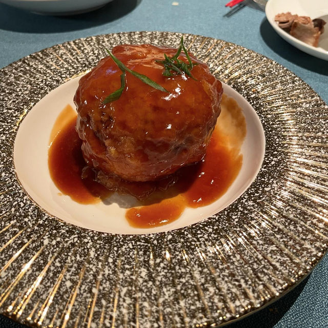 環境和服務不錯,食物味道有待改善
