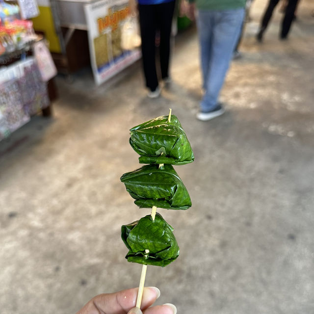 ตลาดน้ำ วัดดอนหวาย😋🥰