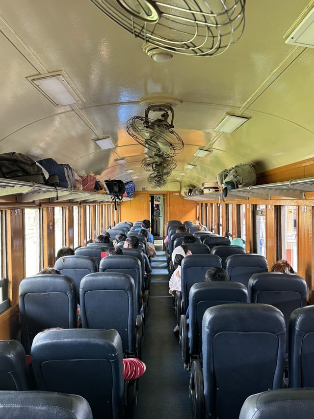 นั่งรถไฟเชียงใหม่-แพร่ | ฤดูฝน 🚃⛰️🌿🌳