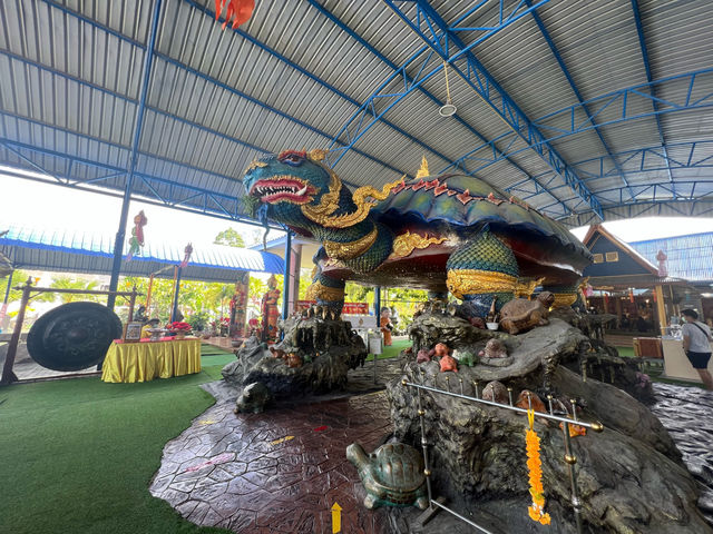 ไหว้พระ สะเดาะเคราะห์ที่วัดหนองจับเต่า พัทยา 