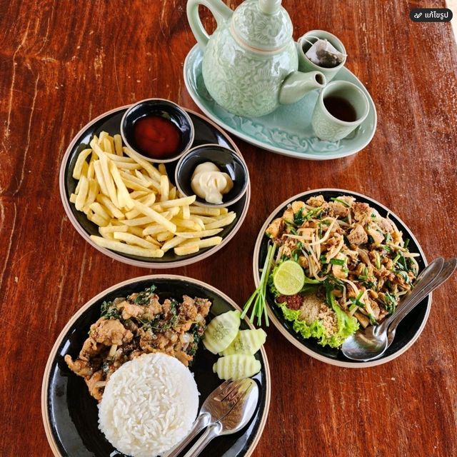 แวะมาจิบชา ณ No. 148 Cafe by Raming