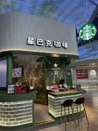【中国🇨🇳上海】朝早くから開いている空港のおしゃれスターバックス☕️