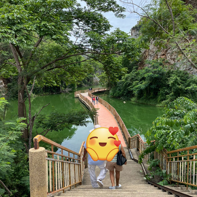 อุทยานหินเขางู ราชบุรี: สวรรค์ของคนรักภูเขาหิน⛰️🐍