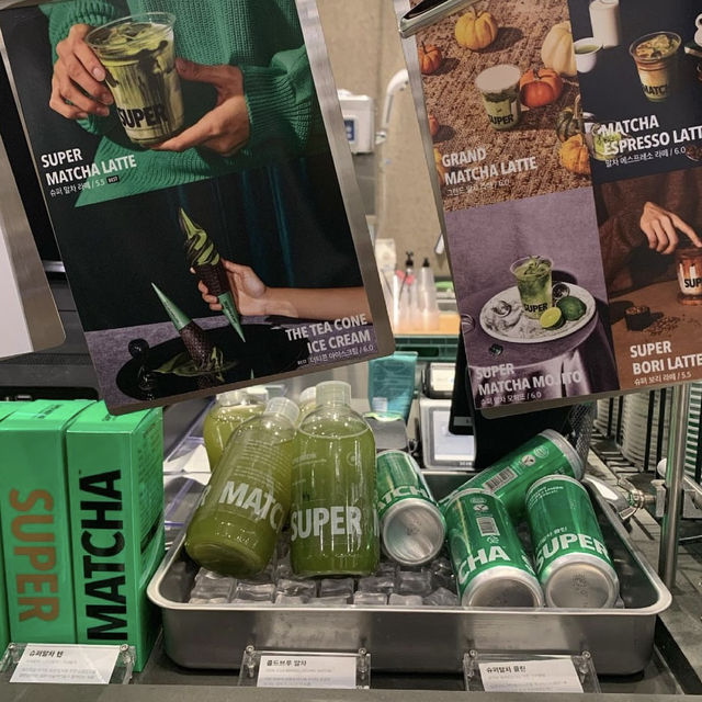 【韓国】目の前で抹茶をたてていれてくれる本物の抹茶ラテ💚