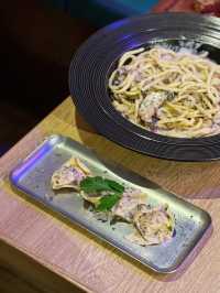 銅鑼灣音樂主題美式扒房酒吧