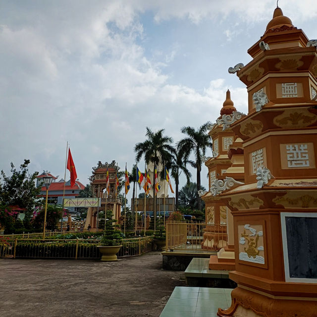 A Serene Journey to Vinh Trang Pagoda