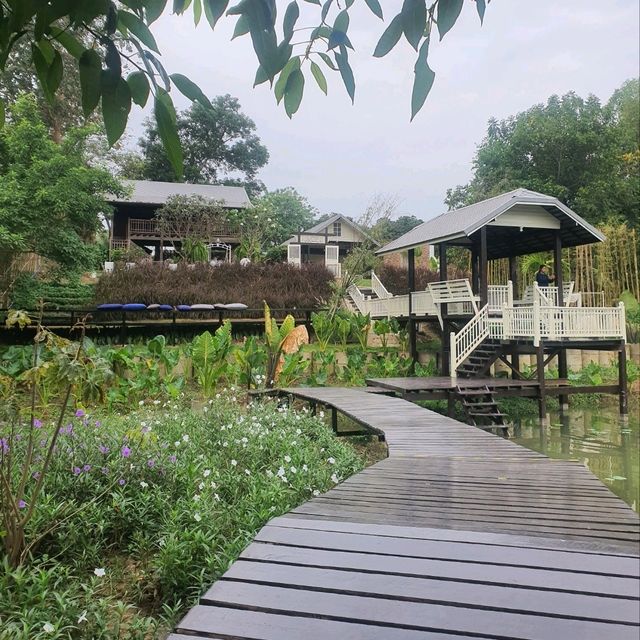 รีวิว Villa Vaan Velaa มนต์เสน่ห์ริมแม่น้ำแม่กลอง