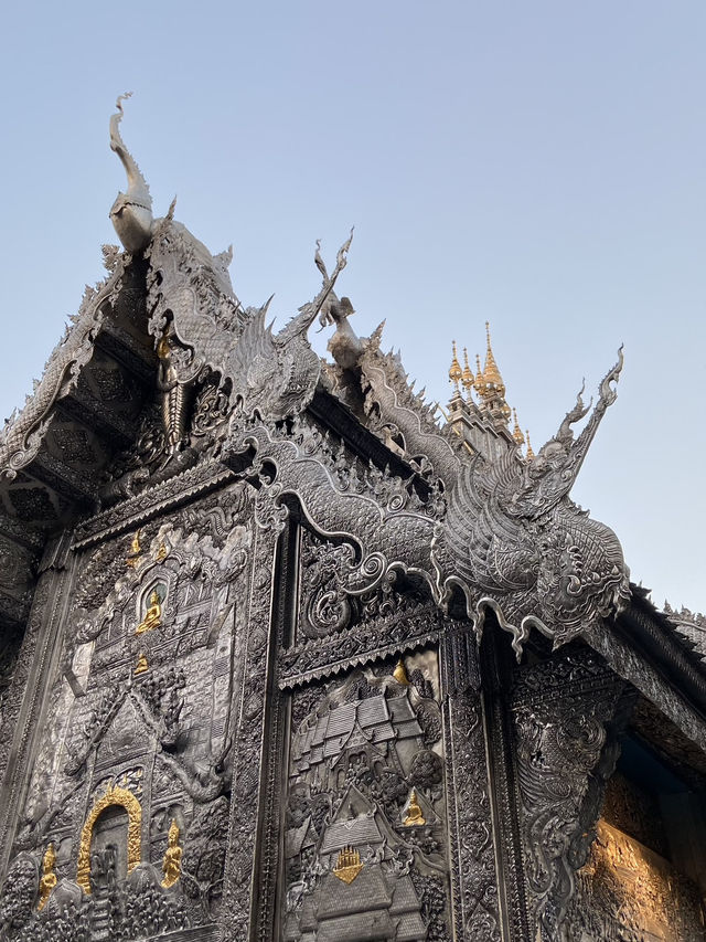 Silver Temple Chiang Mai: A Shimmering Slice of Peace