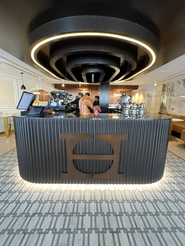Perfect cafe for Hermes lovers🧡