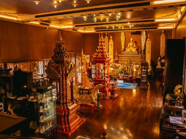 พิพิธภัณฑ์โฮงหลวงแสงแก้ว