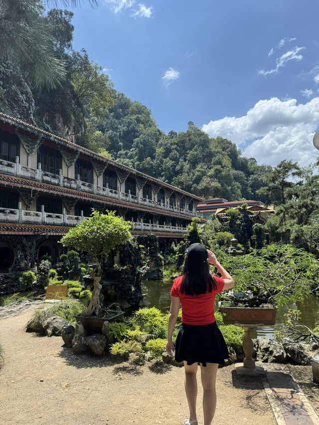Discover the beautiful ancient temple in Ipoh