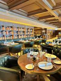 🇭🇰 圖書館主題海景法國餐廳📚✨𝗟𝗶𝗯𝗿𝗮𝗿𝘆 𝘁𝗵𝗲𝗺𝗲 𝘀𝗲𝗮-𝘃𝗶𝗲𝘄 𝗙𝗿𝗲𝗻𝗰𝗵 𝗿𝗲𝘀𝘁𝗮𝘂𝗿𝗮𝗻𝘁 🌹