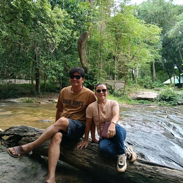 ทริป น้ำตกสวนรุกขชาติน้ำตกสำโรงเกียรติ
