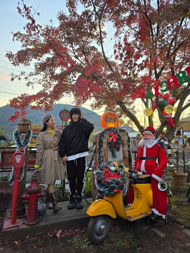 작은 정원 크리스마스가 가득한 카페🎄