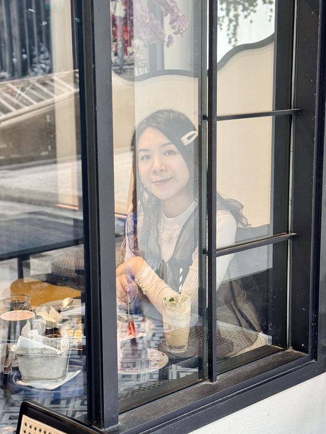 上環法式黑白簡約風格Cafe☕️