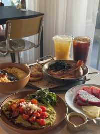 Lazy Daisy Brunch and Bar