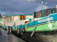 Nederland: The Land of Canals, Windmills, and Innovation