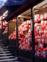 วัดที่มีแต่ดารุมะ(Katsuoji Temple)