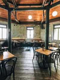 藏身石龍軍路上的百年老宅咖啡店 Sarnies Bangkok