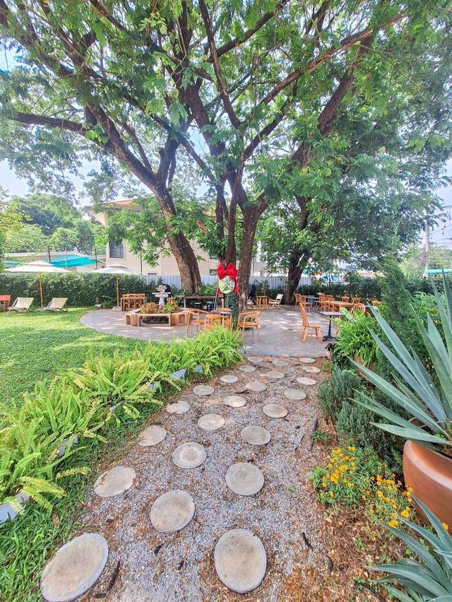 คาเฟลับฟิวเขาใหญ่ ARTISAN HOUSE