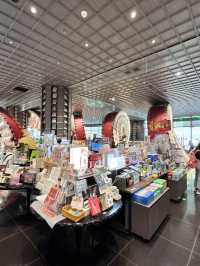 ร้านหนังสือ เขาวงกต ณ เมืองเซินเจิ้น 