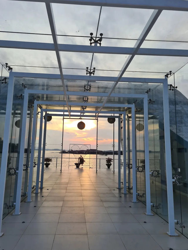 HARRIS Resort Barelang Batam
