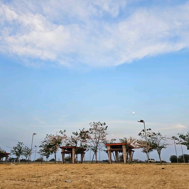 หาดทรายเทียมอ่างซับเหล็ก