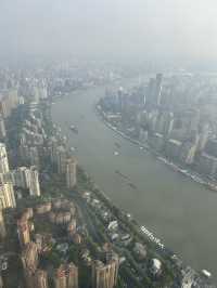 พาชมจุดสูงสุดในเซี่ยงไฮ้ Shanghai Tower 