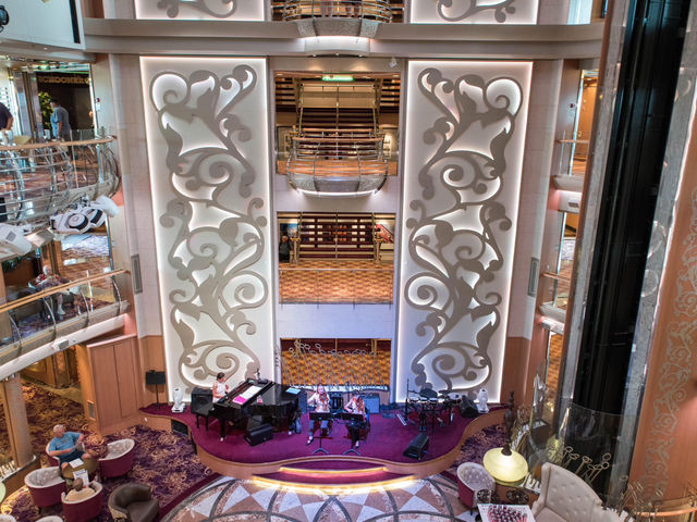 "Brilliance of the Seas ✨: A Solo Traveler’s Radiance at Sea!"