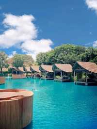 Bubble in the Forest: Thailand’s Floating Café Fantasy