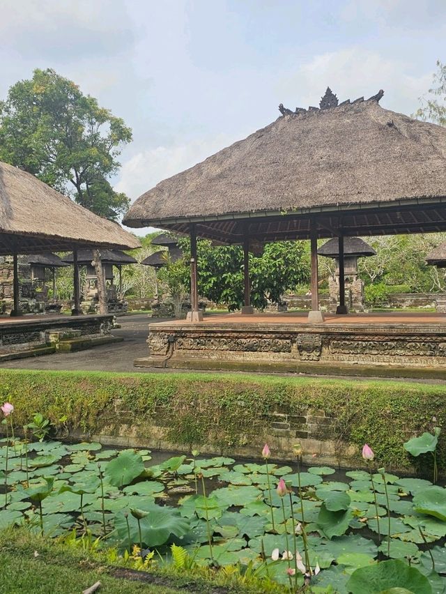 タマンアユン寺院