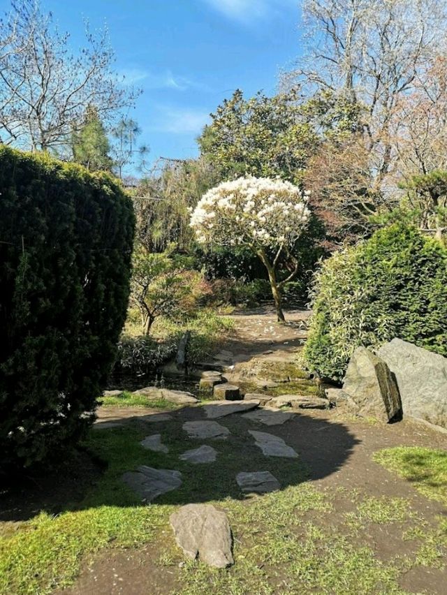 Calderstones Park