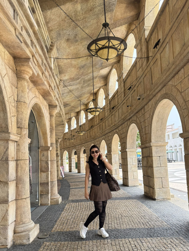 Girls just wanna have sun and a 4-day passport to fabulous!