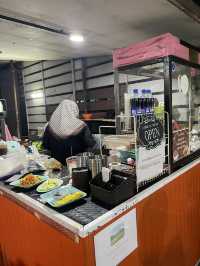 ร้านยำไก่แซ่บก๊ะดา 