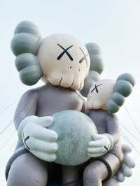 KAWS: HOLIDAY THAILAND 