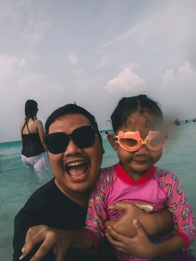 White Sands & Azure Dreams: A Boracay Adventure