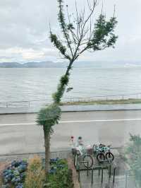 ที่พักริมทะเลสาบเอ๋อไห่ สวย สงบ พนักงานดูแลดีมาก!!